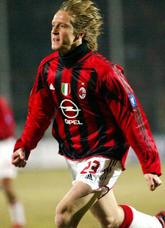 澳超战报：德弗里斯失点后补射破门，奥克兰3-1惠灵顿