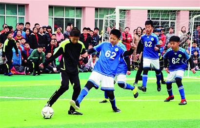 马德里在NFL引发的流亡和风暴后重返家园