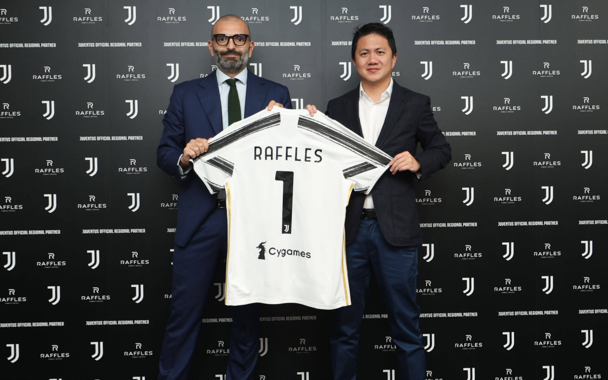 每体：巴萨考虑明年夏天去巴西进行季前训练和比赛