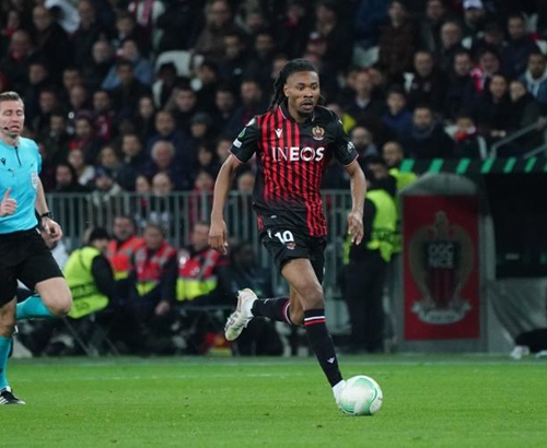 奥巴梅扬单赛季直接参与7球，欧冠史上36+岁球员第二人