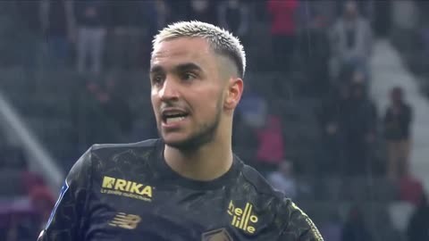 罗马诺：滕哈格正与阿贾克斯谈回归执教，但尚未做出决定