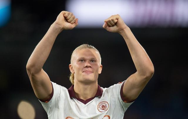 官方：沃尔夫斯堡体育总监申齐洛茨离任