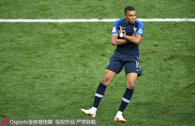 马卡：李刚仁正寻求离队，球员希望探索英超和意甲机会（马卡报：李刚仁有意离队，盼赴英超或意甲闯荡）