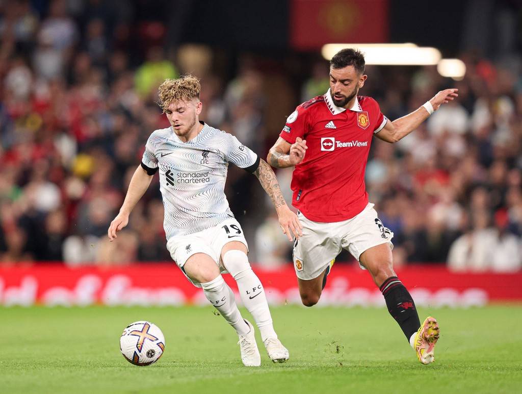 追梦将比肩库里，成为唯二代表勇士出战900场常规赛的球员