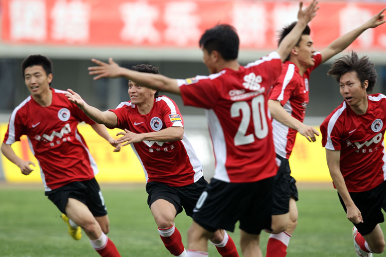 国安vs麦克阿瑟全场数据：控球率69-31，射门8-9