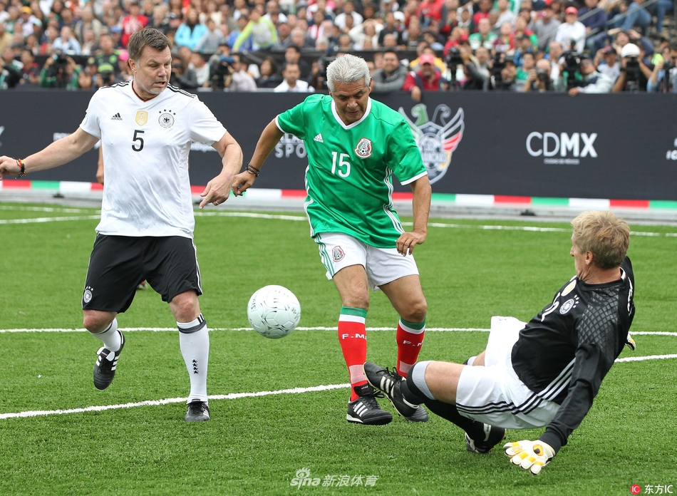 1-1！1-3！利物浦不胜+切尔西爆冷，阿森纳5分领跑，英超2强争冠（1-1与1-3齐现：利物浦无胜、切尔西爆冷，阿森纳领跑5分，英超两强争冠）